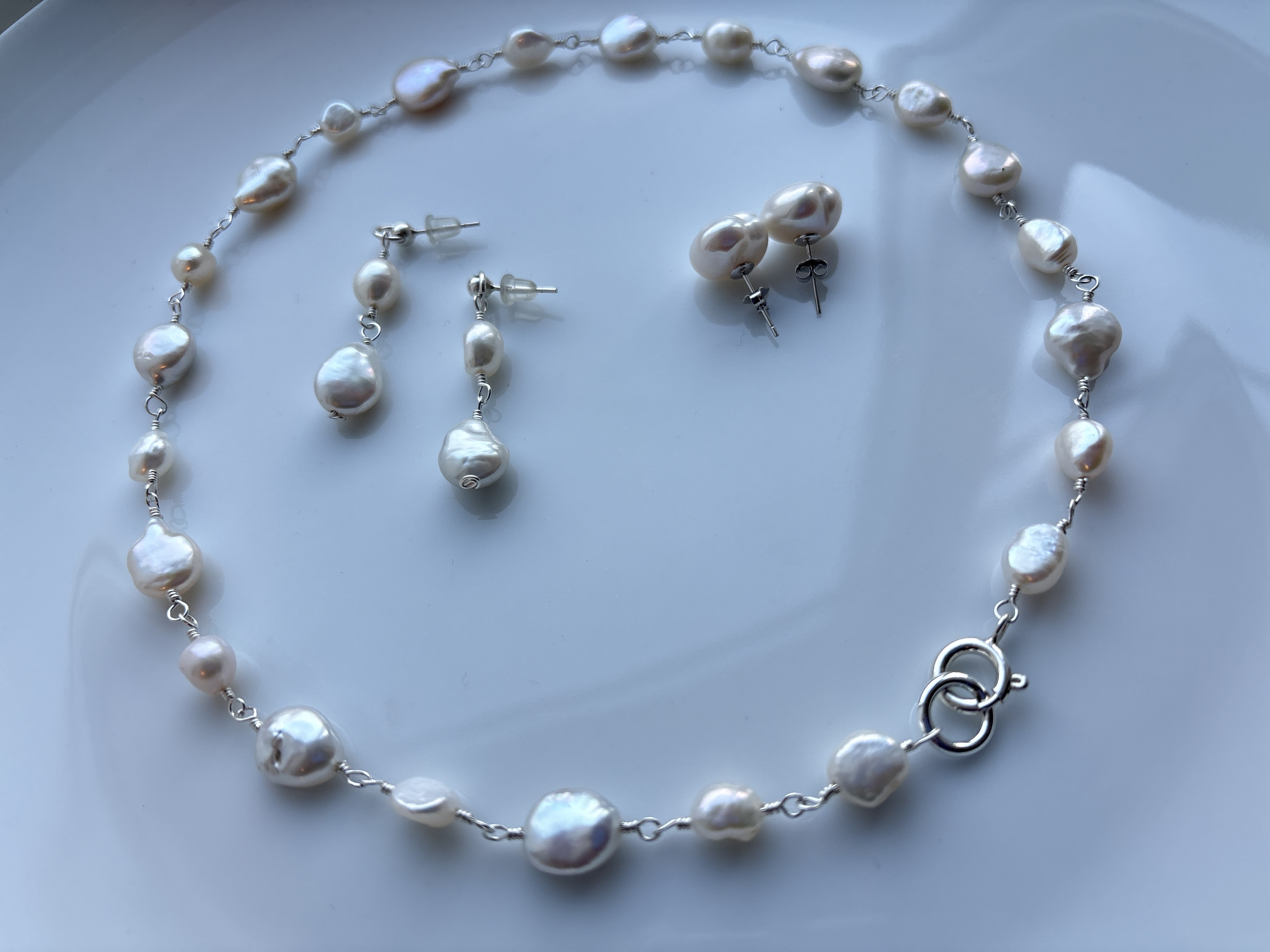 Bridal pearl jewellery